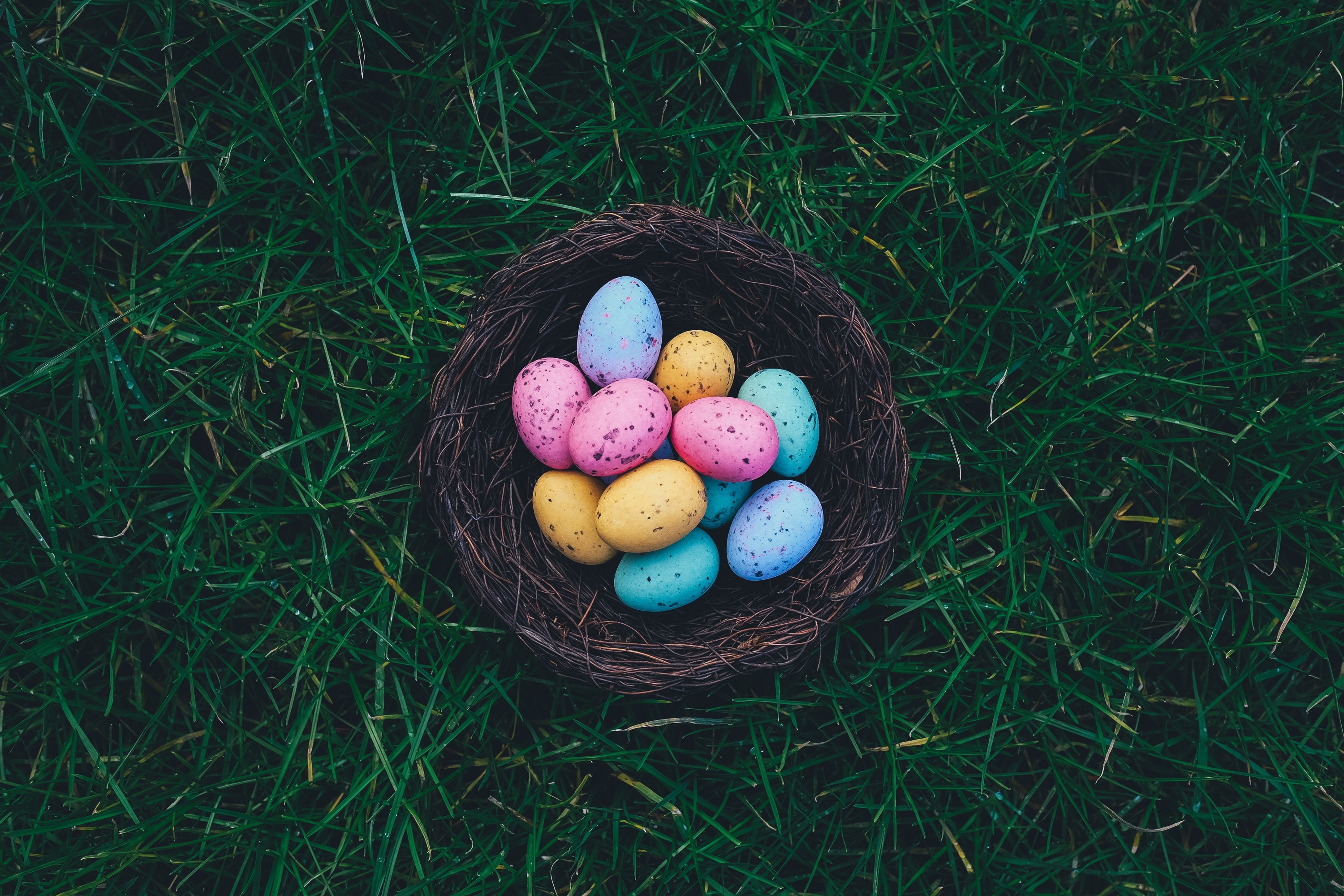 With all the chocolate and Easter egg hunts, how can we not only remind  little ones of Easter's true meaning, but excite them about it? �