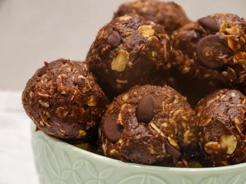 Sea Salt Dark Chocolate Energy Balls with Peanut Butter